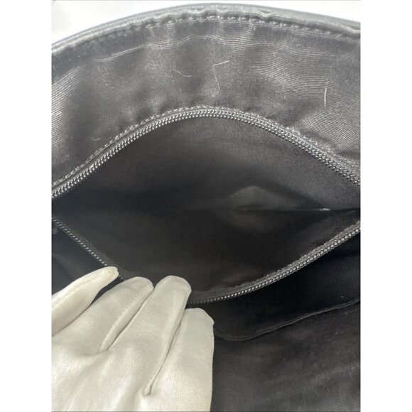 Coach Black Leather Crossbody Messenger Bag With Adjustable Strap & Zip Pocket - Picture 14 of 16